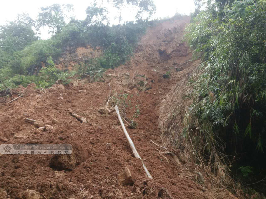 南丹突发泥石流，南丹 山体滑坡 